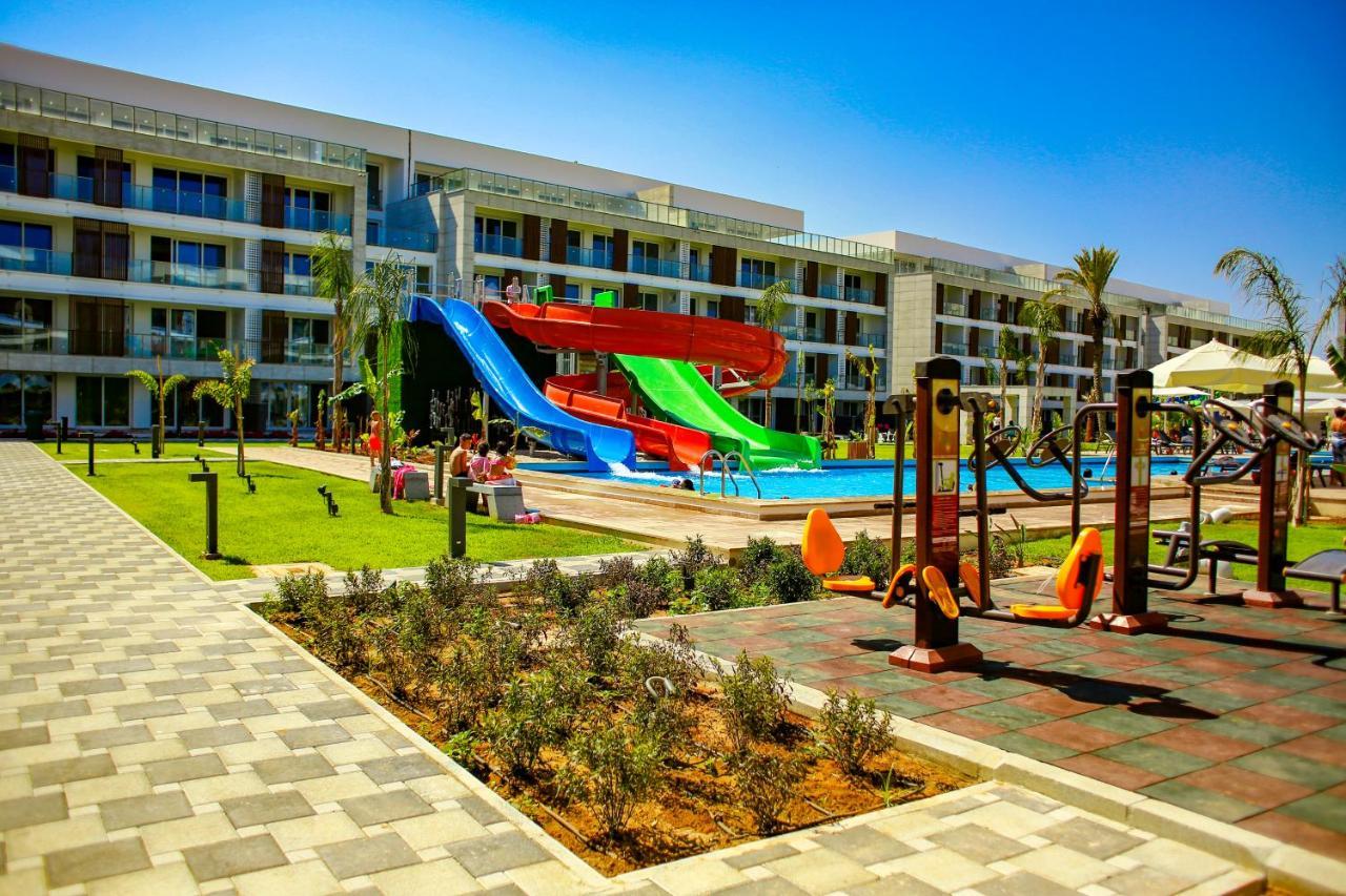 Courtyard Long Beach Holiday Resort Iskele District  エクステリア 写真